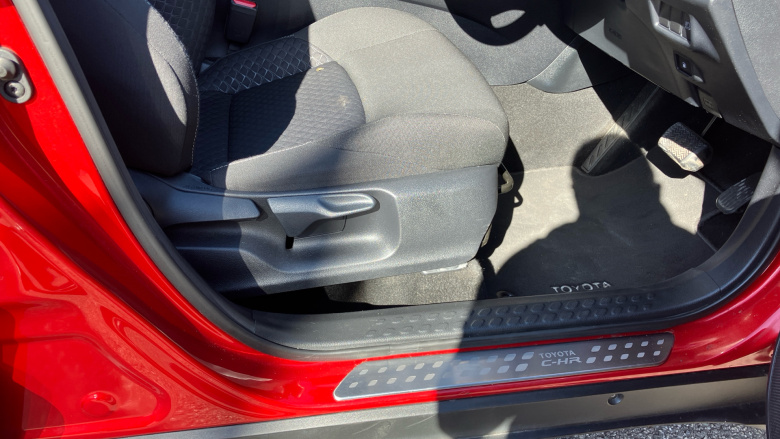 Toyota C-HR 1.8 Hybrid Icon 5dr CVT Hybrid Hatchback